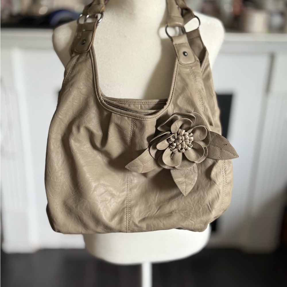 Giorgio Fiorelli Tan Shoulder Bag with Floral Detail